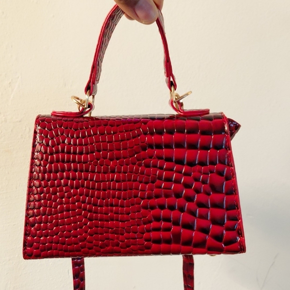 Red Snakeskin Mini Top Handle Crossbody Shoulder Bag - Picture 3 of 10